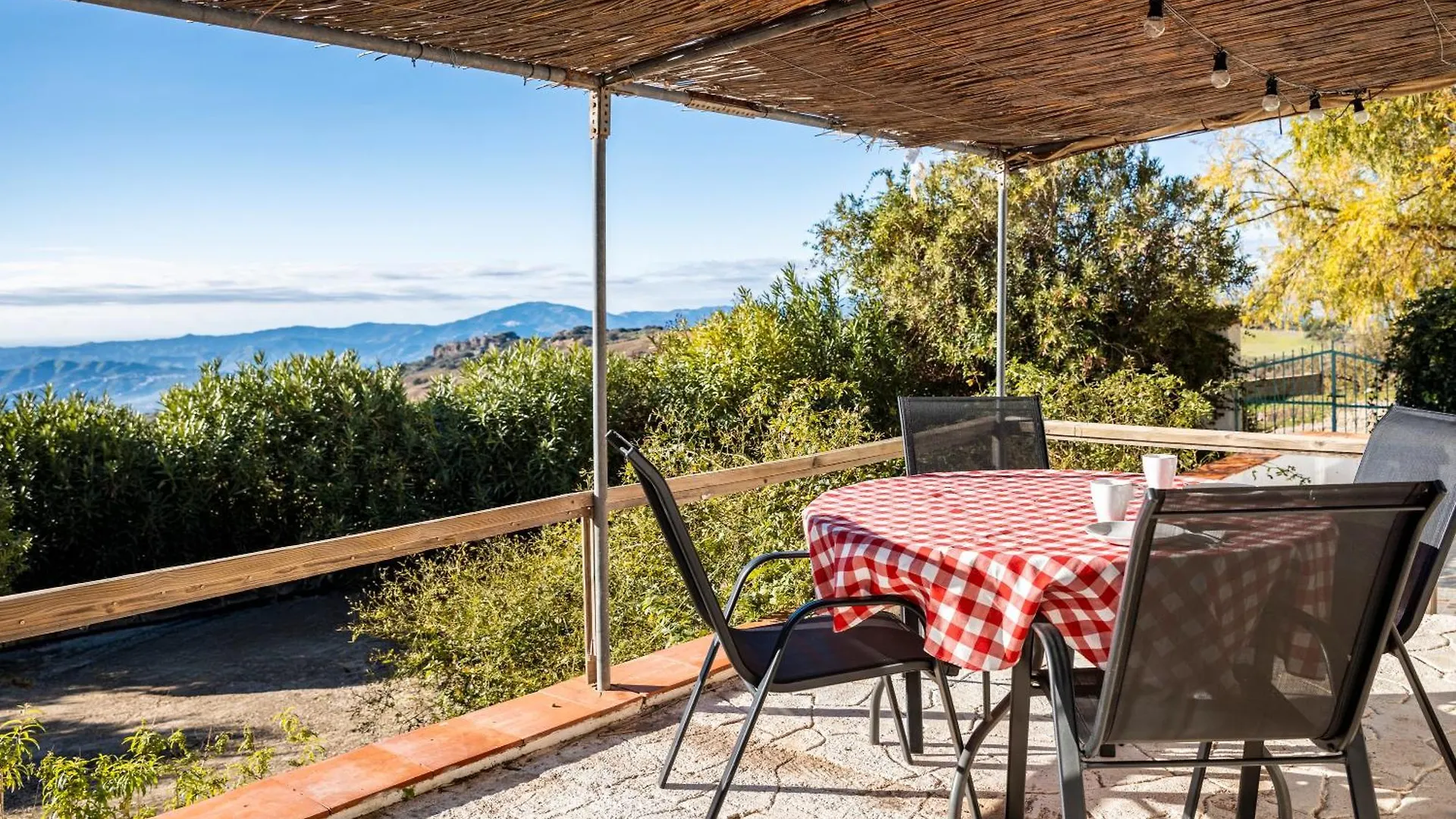 Villa Finca Carrion Periana Spain